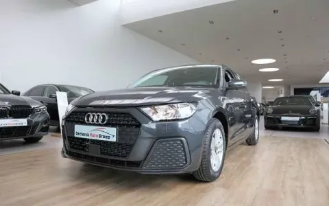 Audi A1 SPORTBACK 25TFSI*NIEUW MODEL*STOCK*TOPAANBOD !!!