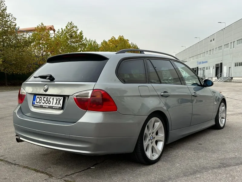 BMW 320 D Перфектна Image 4