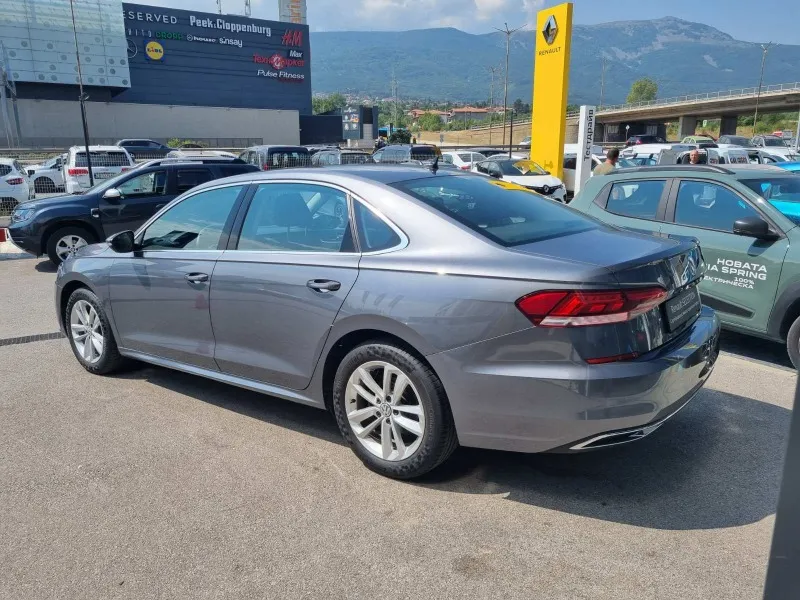 Volkswagen Passat Highline 2.0 Image 4