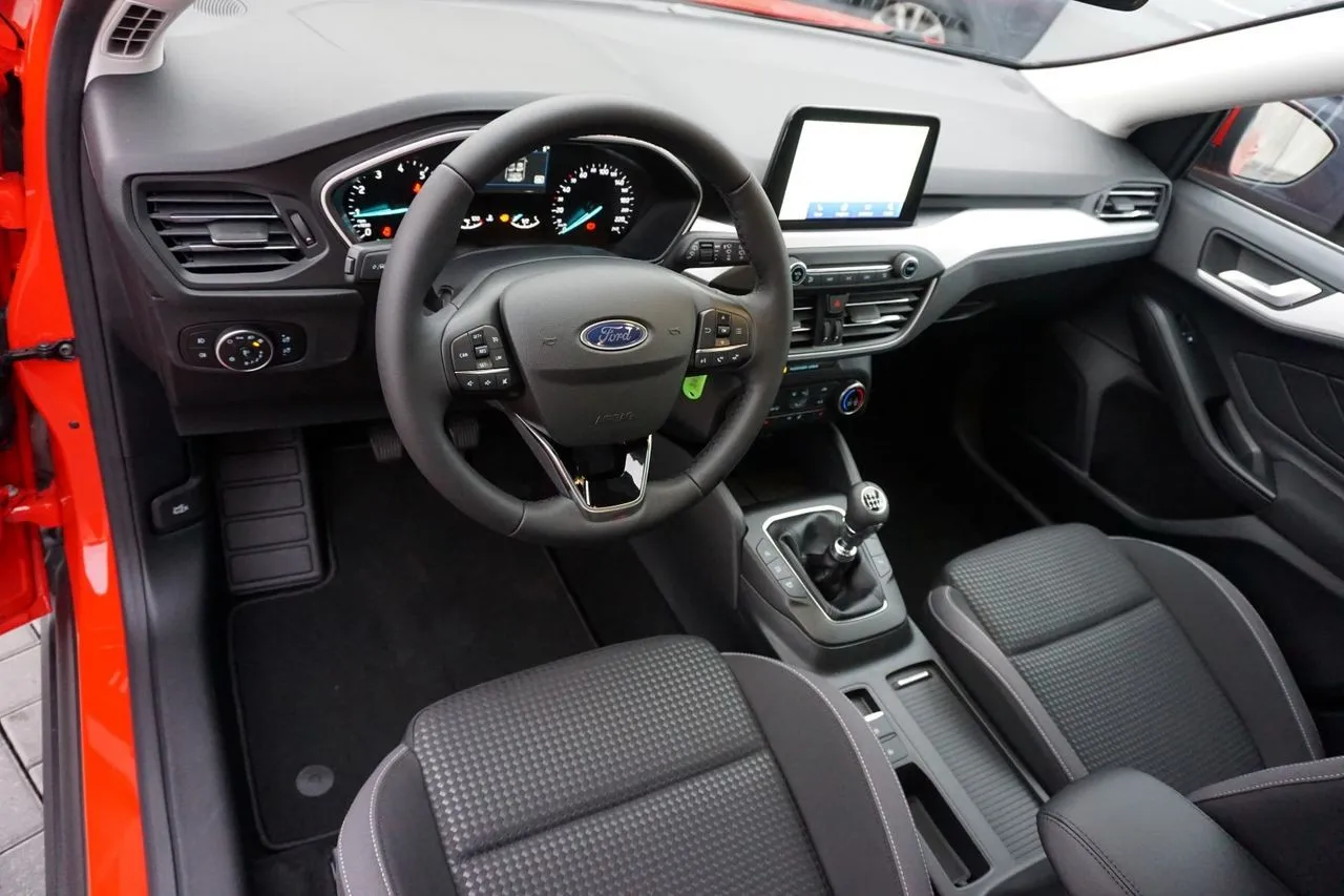 Ford Focus 1.0 EB Navi Sitzheizung LED  Image 7