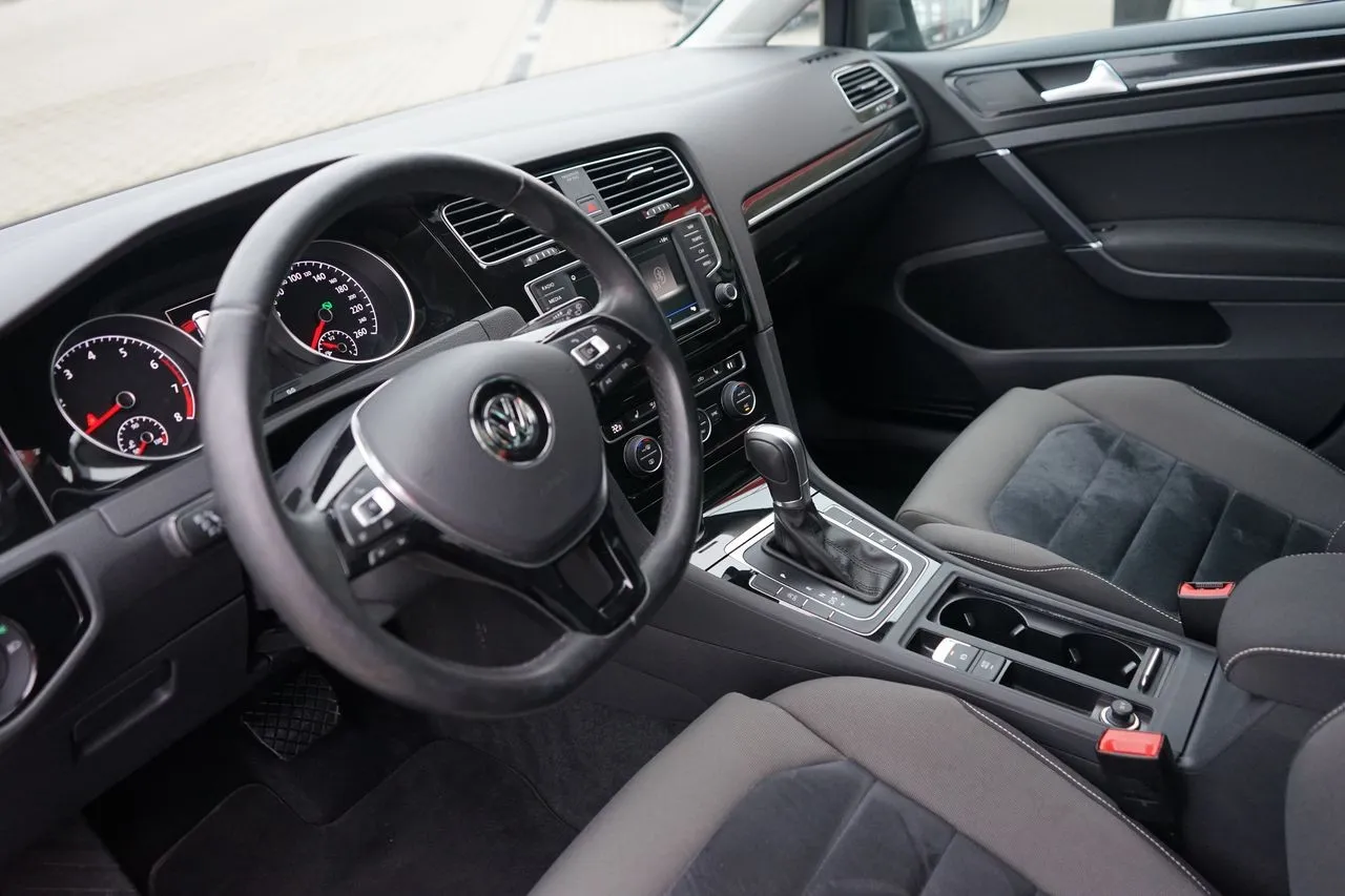 Volkswagen Golf Variant VII 1.4 TSI Highline...  Image 8